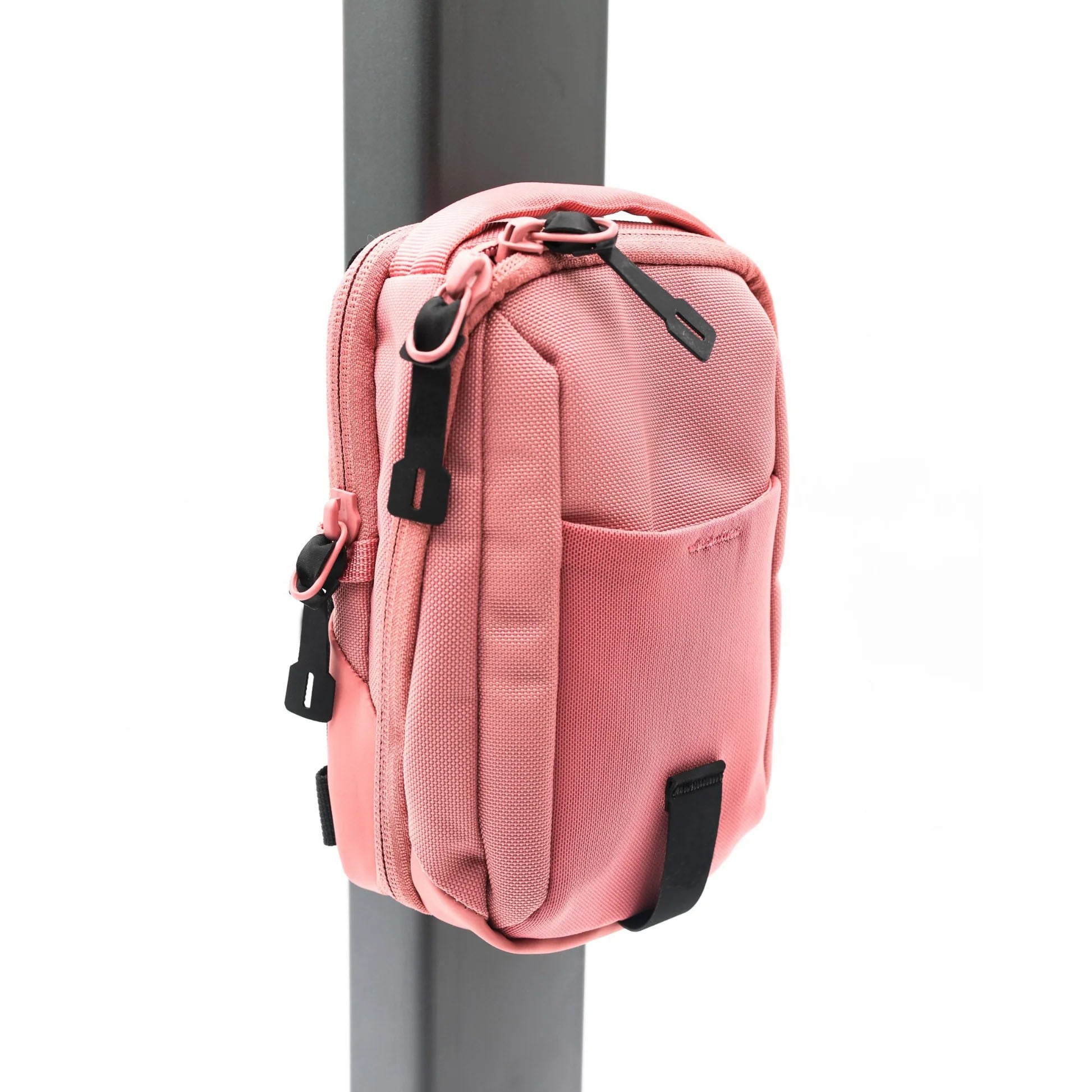 Torjin Magnetic Fitness Pouch – Small Tactical Golf Bag Organizer with Strong Magnet, Waterproof Nylon, Multi-Pocket Design